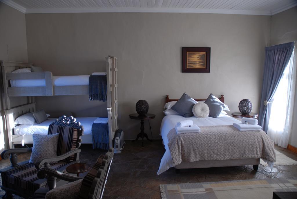 Moonlight Manor Hotel Victoria West ภายนอก รูปภาพ
