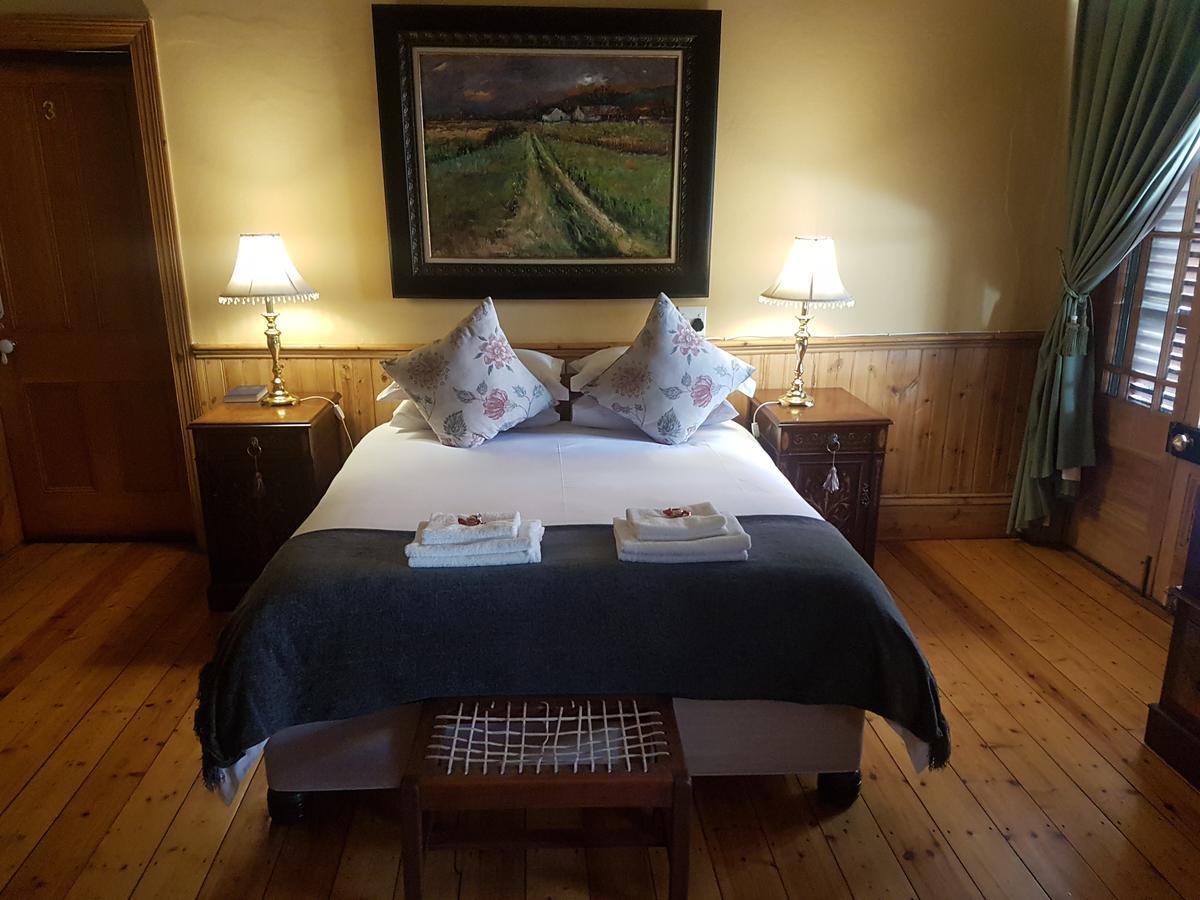 Moonlight Manor Hotel Victoria West ภายนอก รูปภาพ